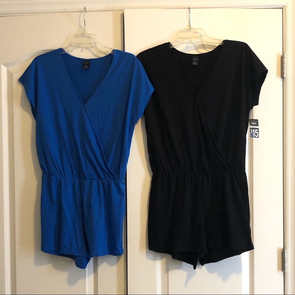 Pair of casual v-neck rompers.